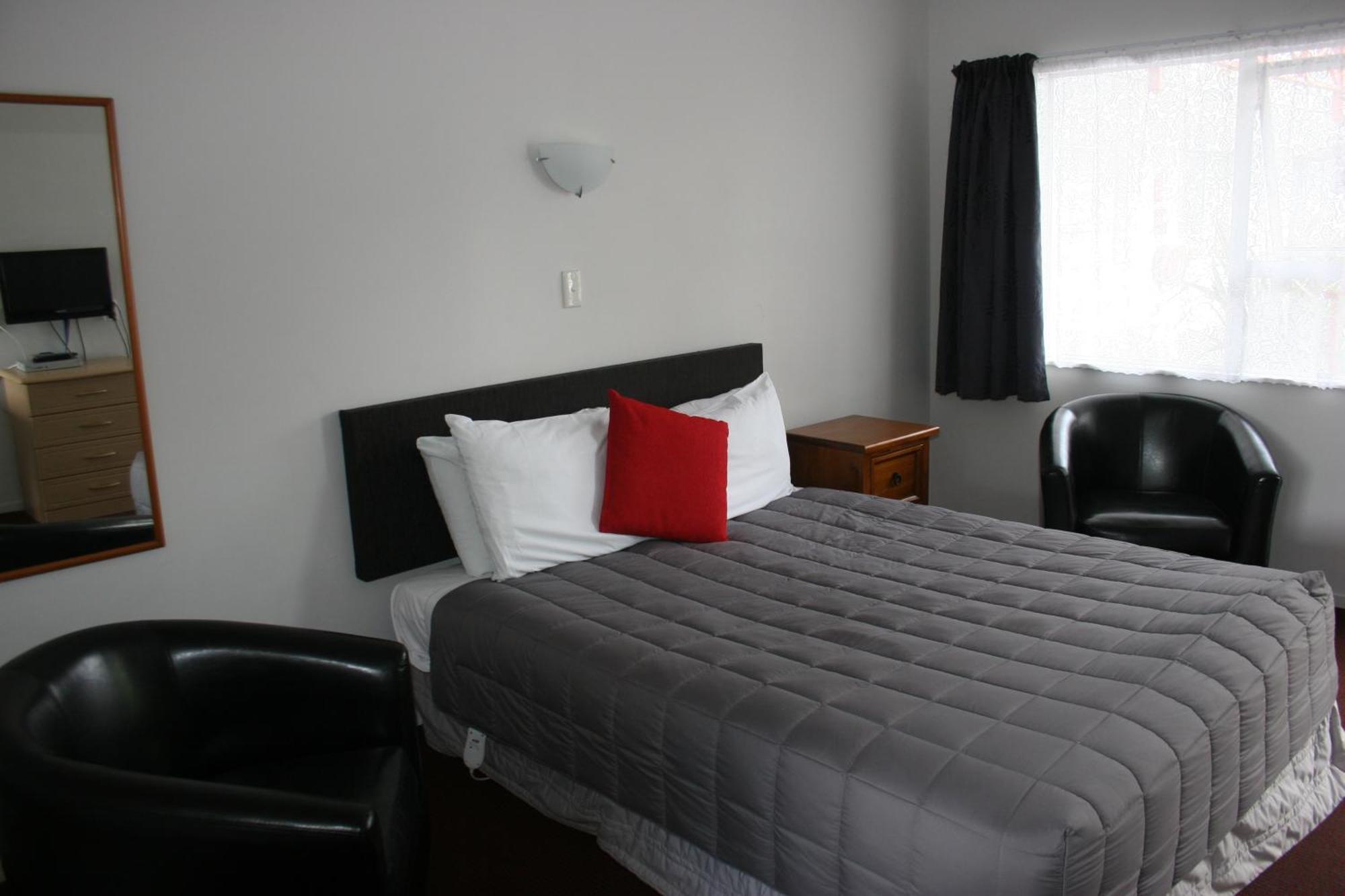 Burgundy Rose Motel Whangarei Extérieur photo