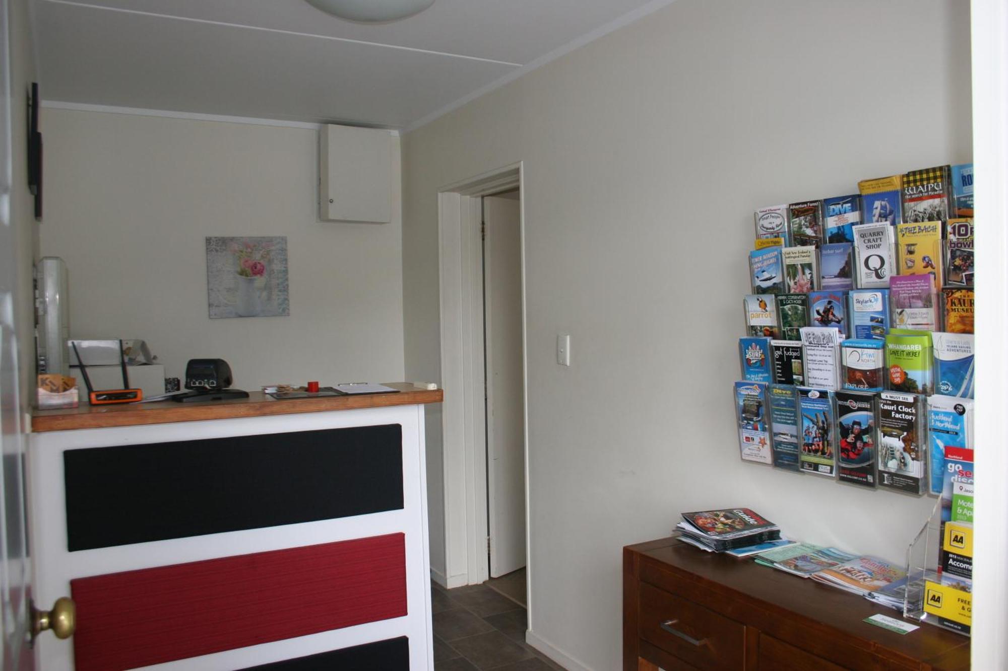 Burgundy Rose Motel Whangarei Extérieur photo
