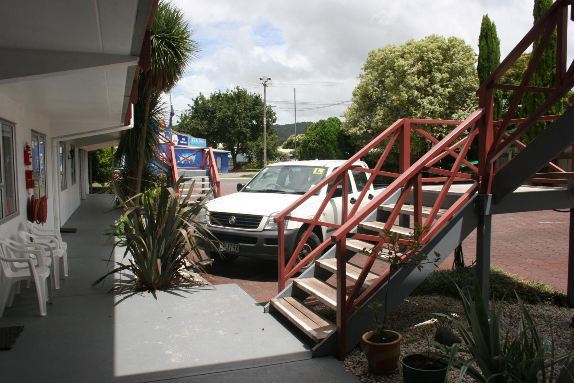 Burgundy Rose Motel Whangarei Extérieur photo
